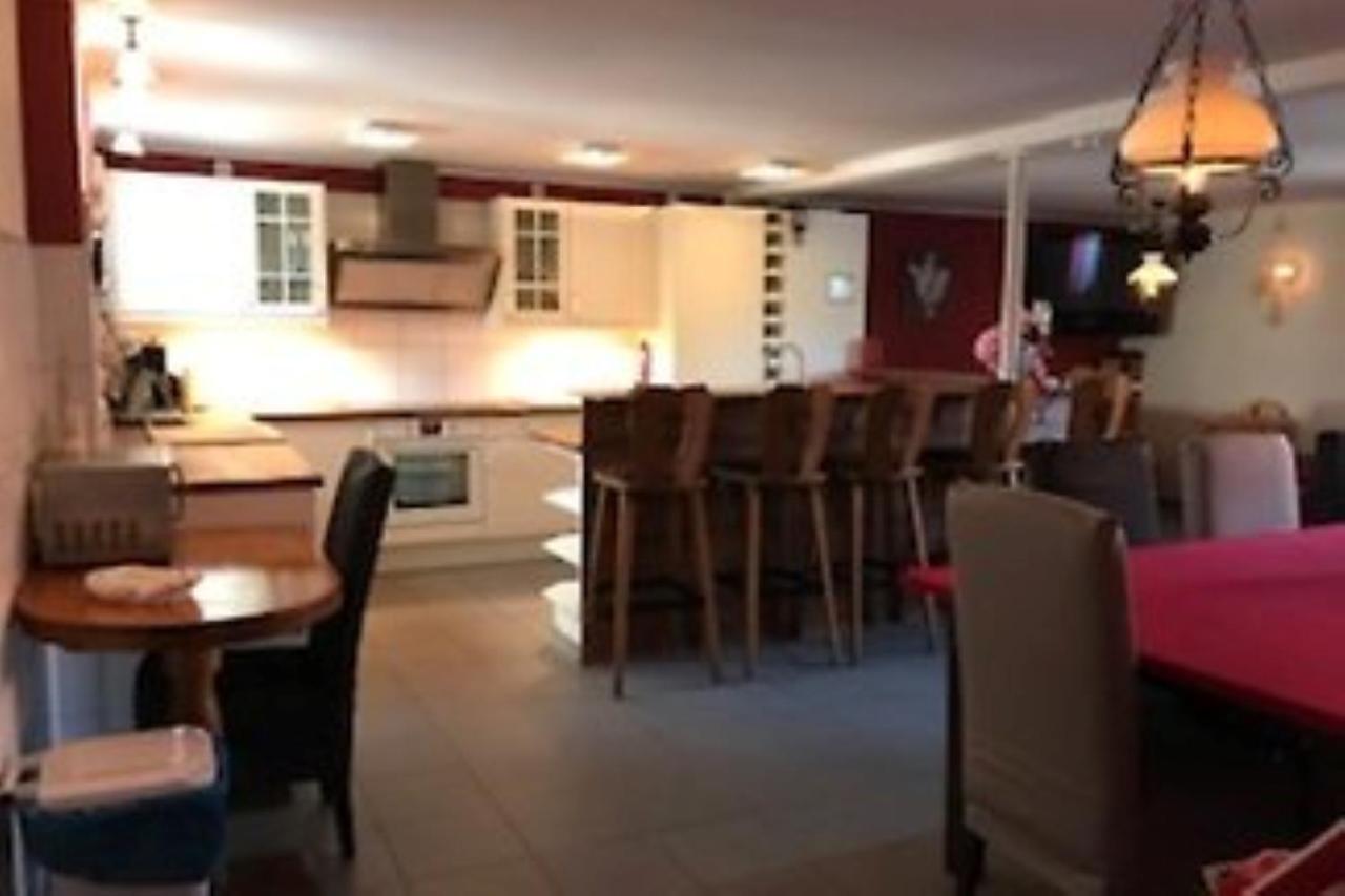 Fun4All-Holidayhome Medebach Eksteriør billede
